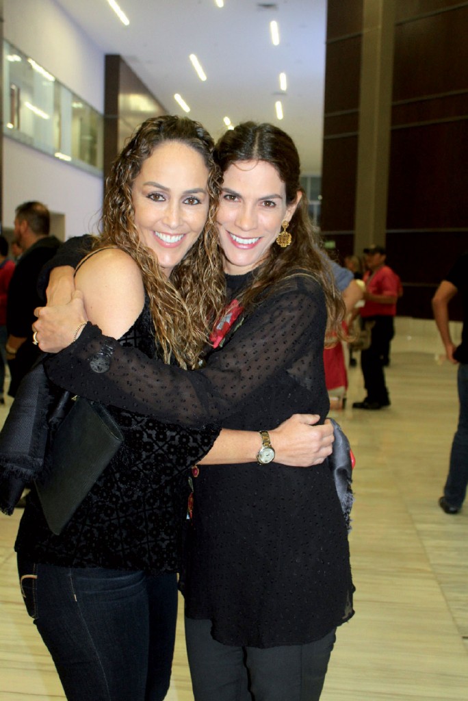 Lorena Farías, Viviana López.