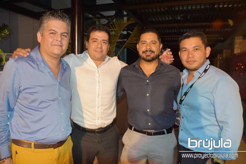 24 ABRAHAM ORTIZ, SERGIO MUñOZ, CLISERIO AYALA Y JEY PERALTA