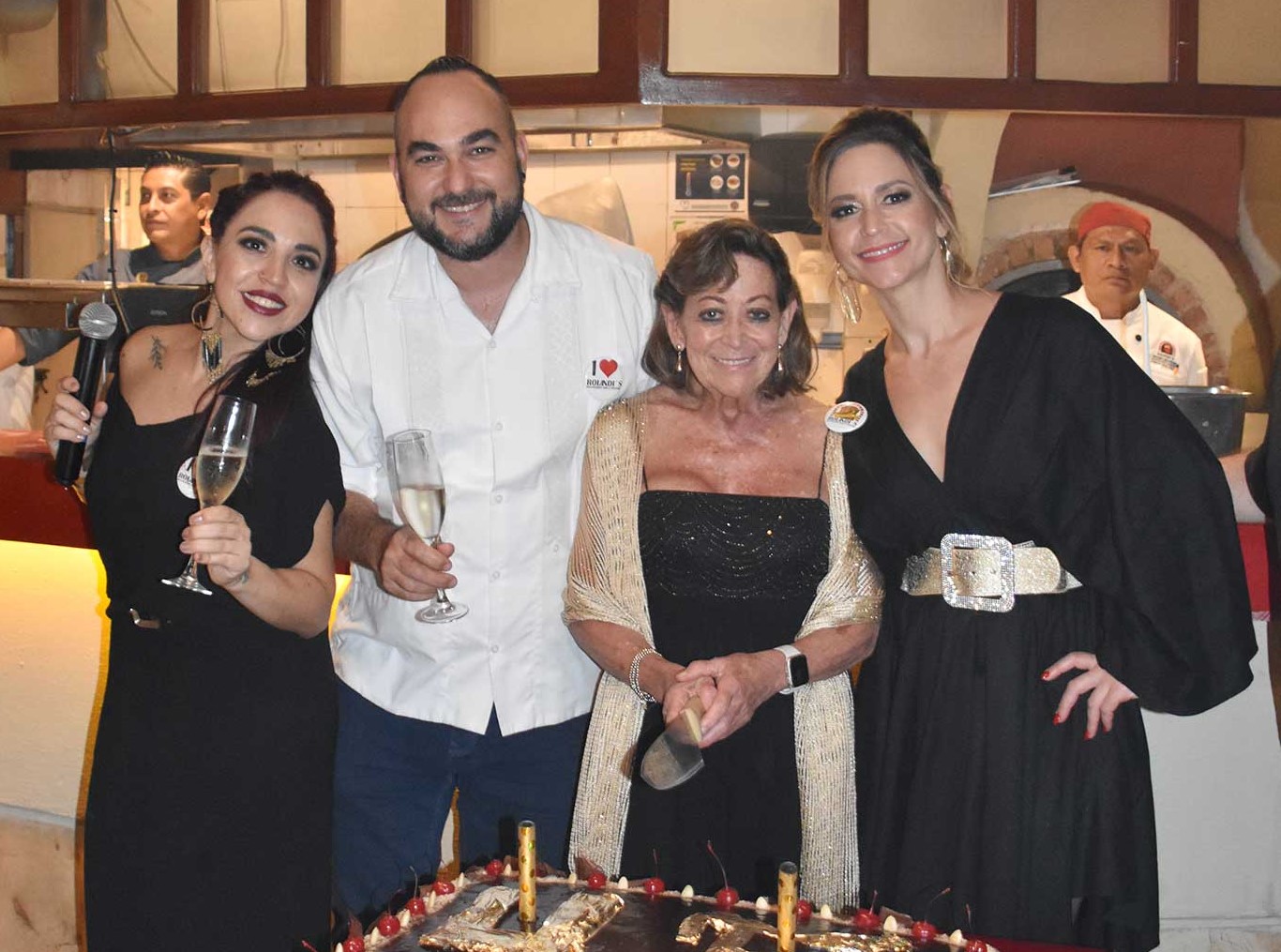 1 YEMMI, DANIELE, SILVIA Y ALESSANDRA MULLER COPIA