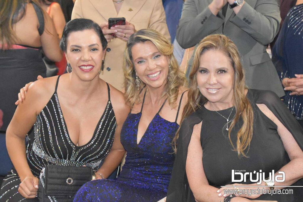 12 LUPITA LEóN, ROCíO INFANTE Y MARCELA RODRíGUEZ