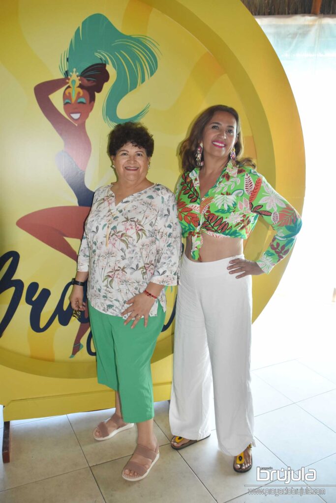 14 GLORIA QUEZADA Y LETY ROJAS