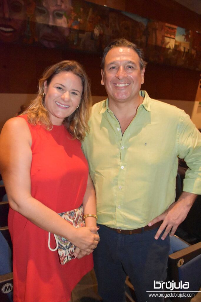 2 ANDREA QUIROZ Y EDUARDO SERNA