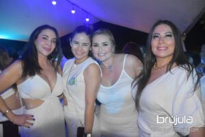 12 IVETTE THOME, PATY OSORIO, SANDY BURGOS Y MIRIAN SANJUAN