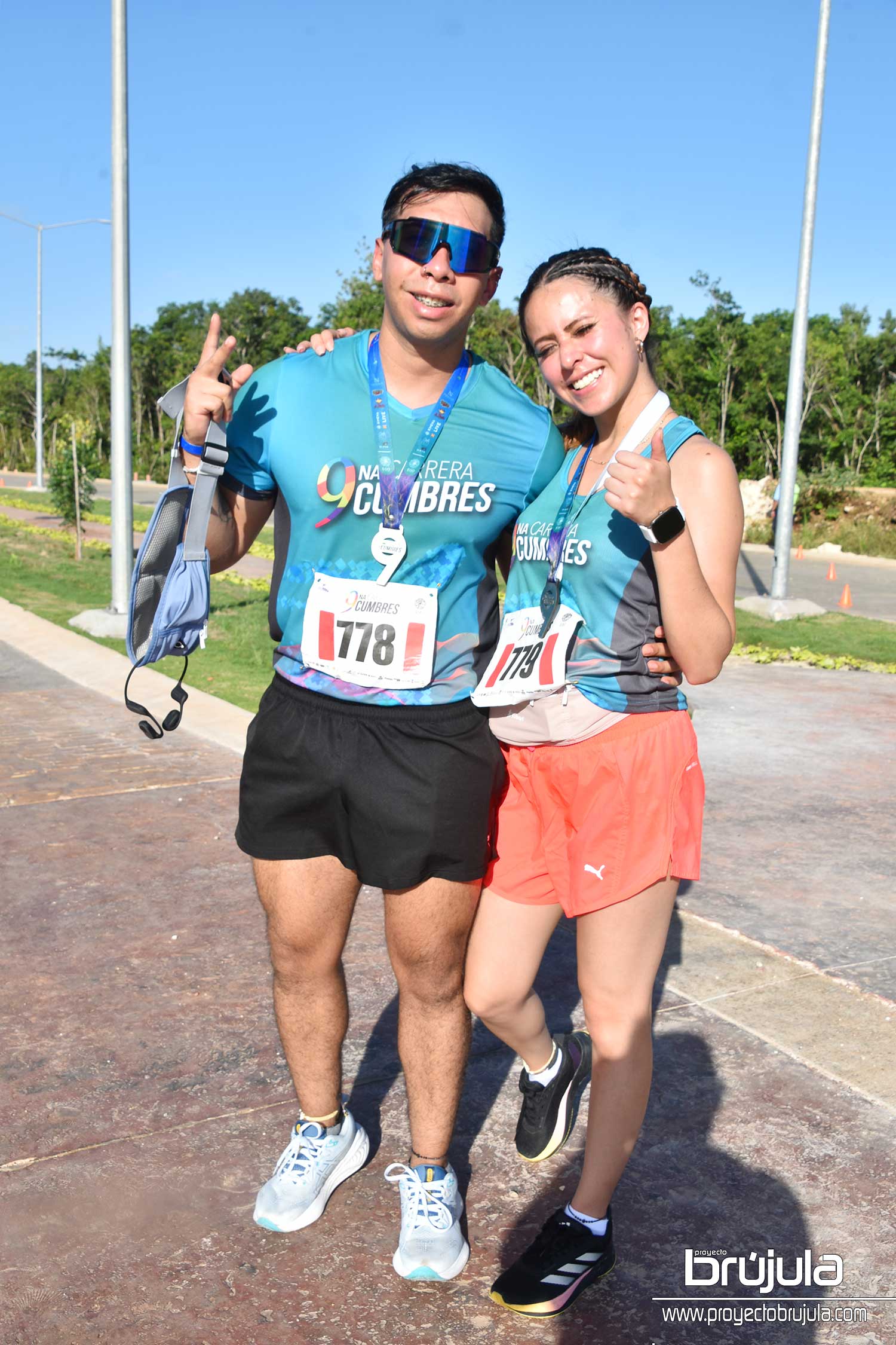 22 CARLOS MARíN Y JAQUELIN SERAFíN