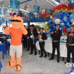 19 CELEBRANDO CON LA MASCOTA Y LOS MARIACHIS