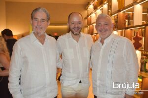 3 ANDRé GERONDEAU, ALBERTO LALINDE Y GUILLERMO PANTOJA