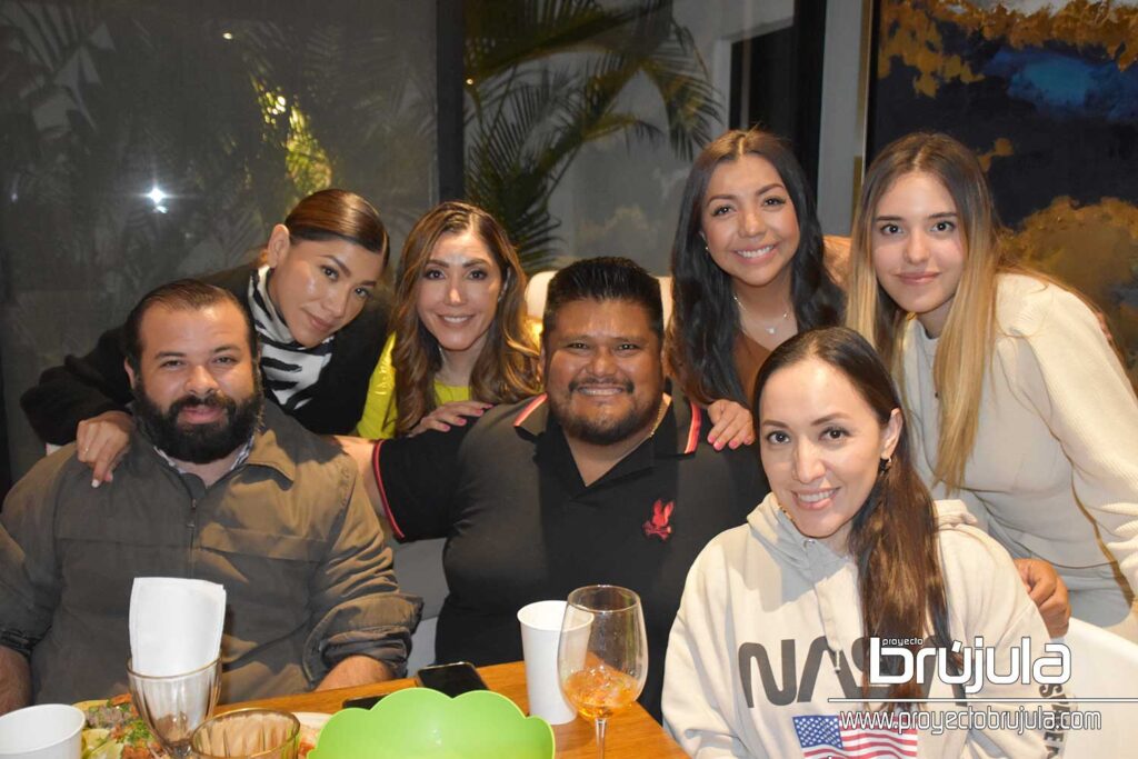 5 JAVIER ZETINA, SONIA Y CANDY AYUSO, FRANCISCO SANTOS, JAZMIN RODRíGUEZ, XIMENA GARCIGA Y MARIA AYUSO