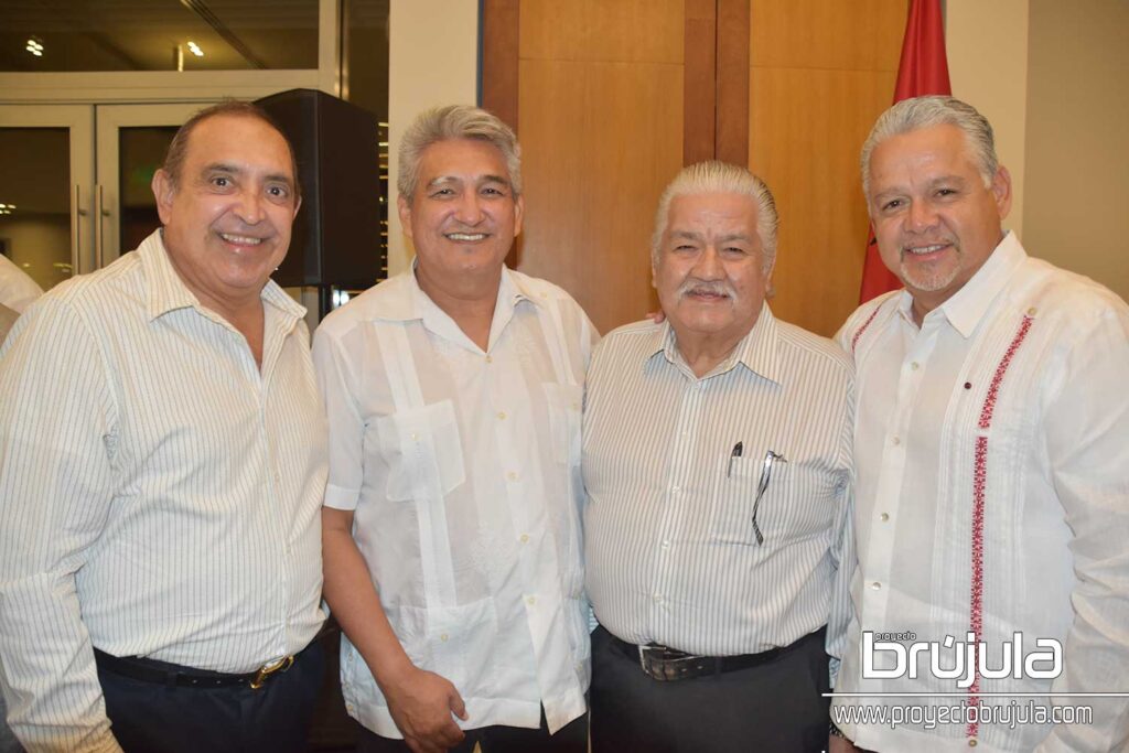 8 SERGIO ANGUIANO, ENOEL PéREZ, VíCTOR HURTADO Y RICARDO LóPEZ