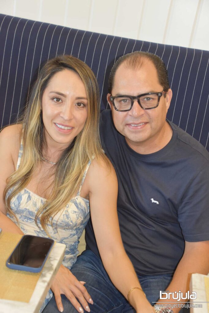 9 NADIA GALVáN Y ANTONIO DEL VALLE